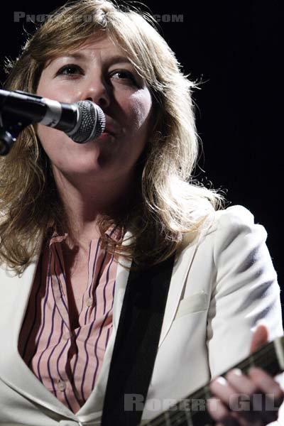 MARTHA WAINWRIGHT - 2005-11-28 - PARIS - Casino de Paris - 